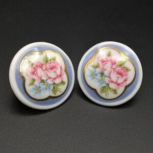 Retro/vintage 1989 Avon "Porcelain Bouquet" Earring Studs